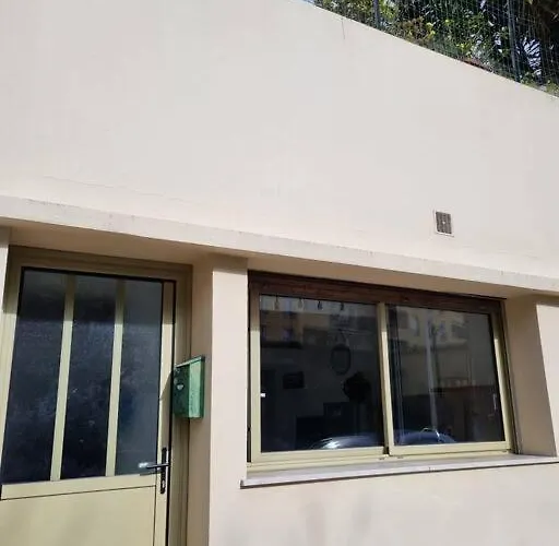 Apartment Loft Avec Mezzanine, Limitrophe Monaco