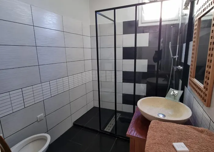 Loft Avec Mezzanine, Limitrophe Monaco *
